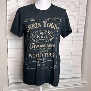 Chris Young World Tour 2017 Concert Graphic Tee Adult Size Small